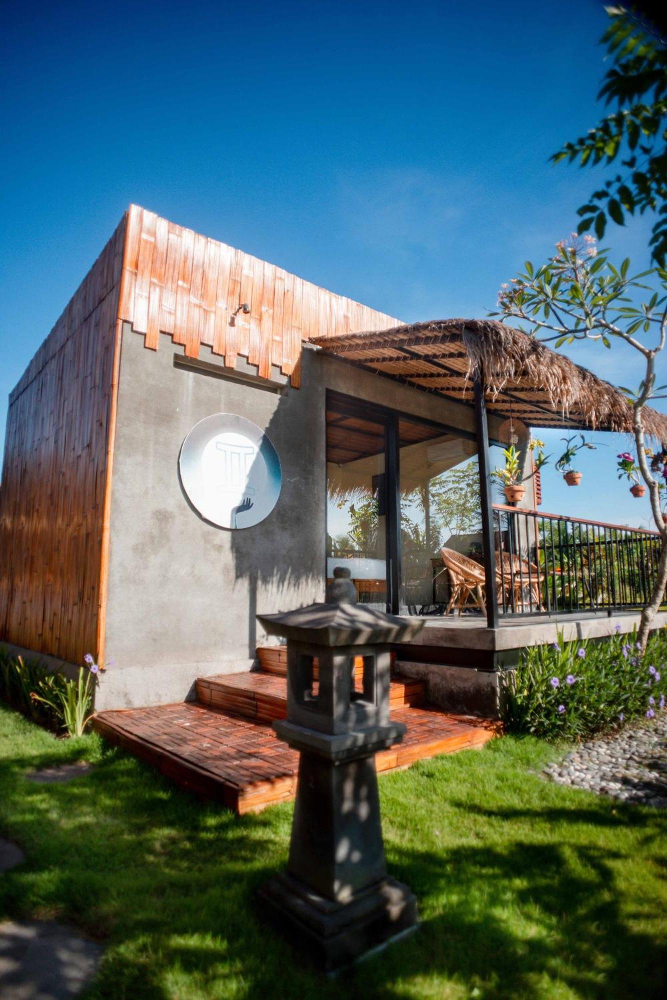 Nila Chandra Bungalows Ubud  Exterior photo