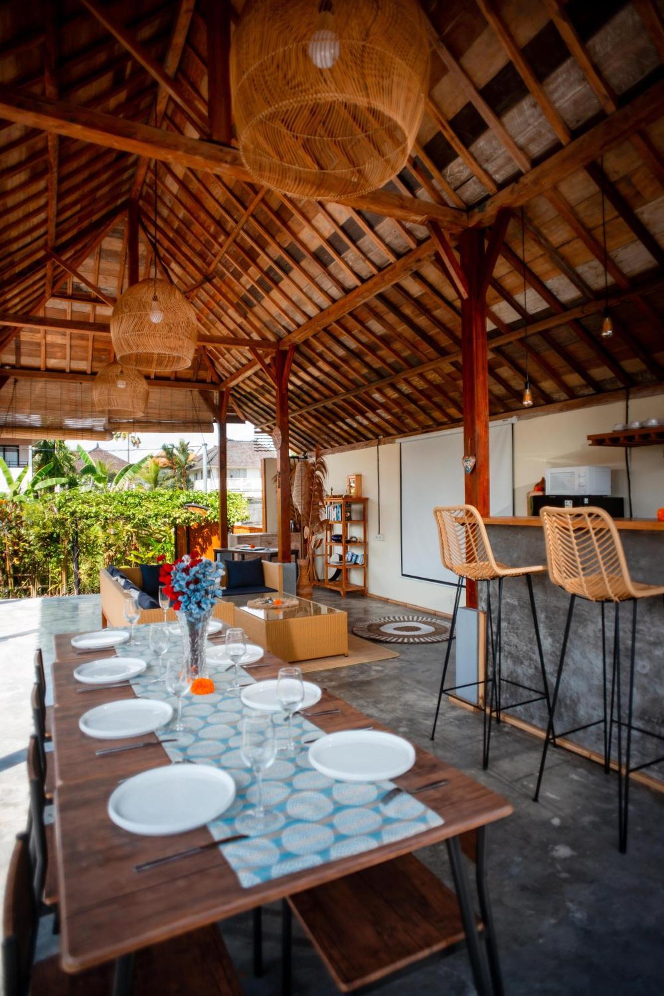 Nila Chandra Bungalows Ubud  Exterior photo